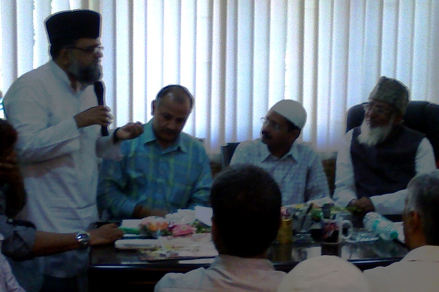L-R: Maulana Mehmood Daryabadi, Manish Shishodia, Arvind Kejriwal, Maulana Mustaqeem Azmi, Mumbai, Dec 26, 2011.